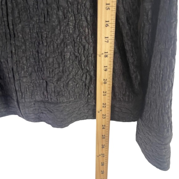 Chico's Women's Size 2 Medium Grey Metallic Textured Full Zip Jacket - Picture 9 of 9